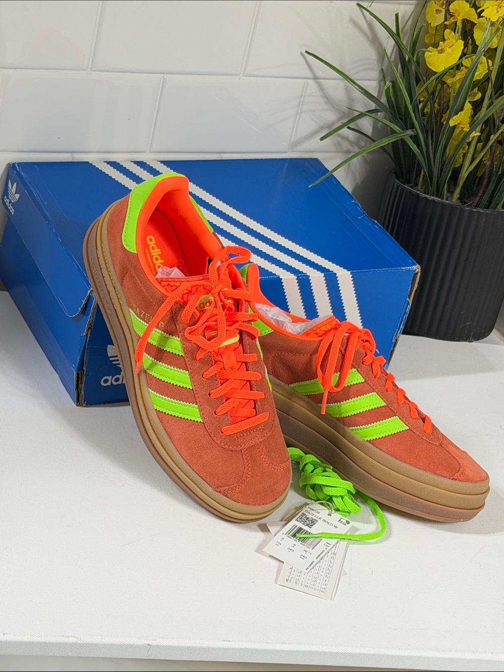 Adidas Gazelle Sneakers. NEW w box and Tags